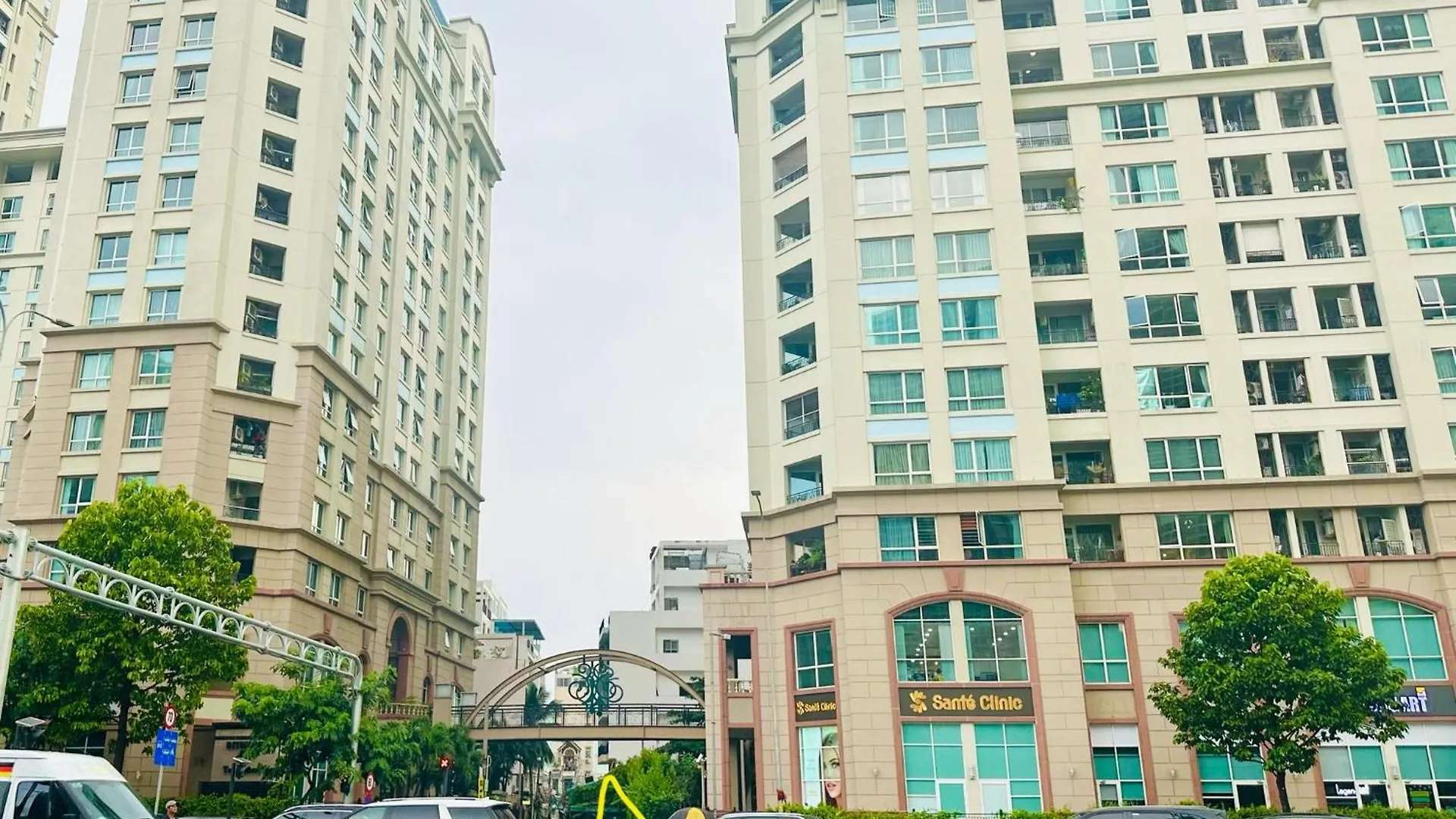 Spacious & Modern Balcony 1Br With Desk Ho Chi Minh City 0*,  Vietnam